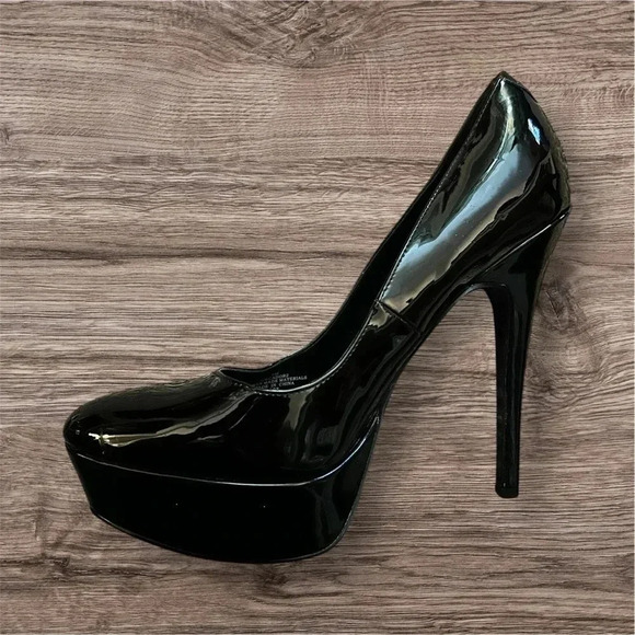 GUESS black patent leather platform heels pumps sz 9 nwob - Picture 4 of 5